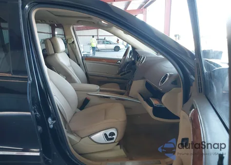 2008 Mercedes-Benz Gl 450 4Matic z USA, uszkodzony, nr VIN 4JGBF71EX8A402331